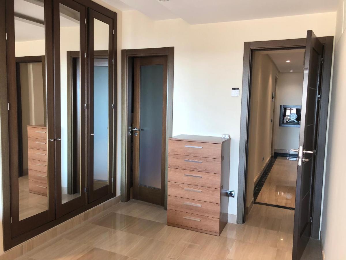 Bahia de la Plata Apartment Estepona Bagian luar foto